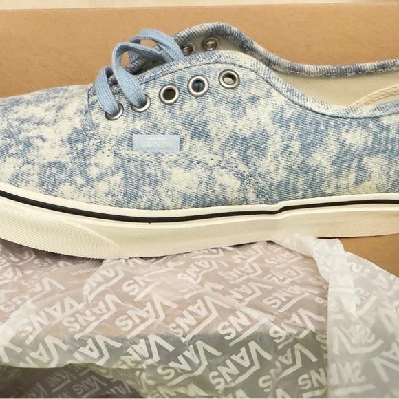Vans authentic size 10 - Picture 4 of 7